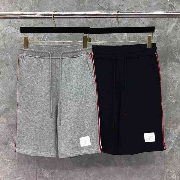 fashion 2021 tb thom brand casual shorts men solid summer cotton sports trousers striped knee length mens jogger track pants, White;black
fashion 2021 tb thom brand casual shorts men solid summer cotton sports trousers striped knee length mens jogger track pants, White;black