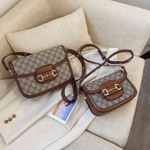 luxury handbags small summer new fashion sense messenger red foreign style single shoulder underarm small square bag
luxury handbags small summer new fashion sense messenger red foreign style single shoulder underarm small square bag