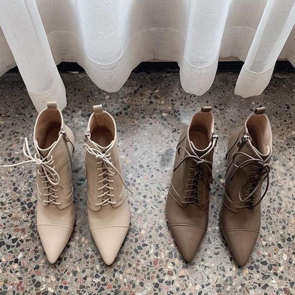 boots ins women ankle natural leather upper autumn and winter pointed toe thick heel fashion classic europe shoes, Black
boots ins women ankle natural leather upper autumn and winter pointed toe thick heel fashion classic europe shoes, Black