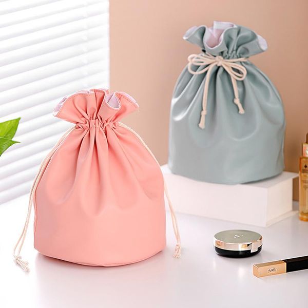 cosmetic bags & cases 1 pc women's drawstring pu leather waterproof travel handbag organizer toiletries storage bag female make up case
cosmetic bags & cases 1 pc women's drawstring pu leather waterproof travel handbag organizer toiletries storage bag female make up case