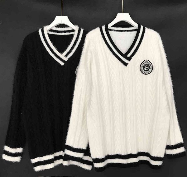 women's sweaters with decont on v malha pullover bachelor ladies faux mink diamond emblem embedded female lv3o, White;black
women's sweaters with decont on v malha pullover bachelor ladies faux mink diamond emblem embedded female lv3o, White;black