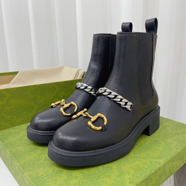 designer elegant women's horsebit chelsea boots with chain ankle boot flats black calfskin leather winter booties party 2021
designer elegant women's horsebit chelsea boots with chain ankle boot flats black calfskin leather winter booties party 2021