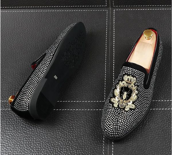 handmade black embroidery fashion mens suede loafers wedding party men shoes noble elegant dress shoes for men 171
handmade black embroidery fashion mens suede loafers wedding party men shoes noble elegant dress shoes for men 171