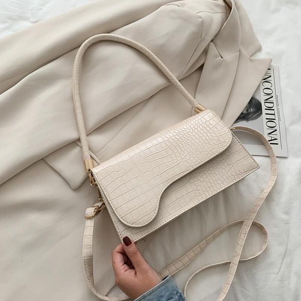 evening bags fashion solid color shoulder crossbody bag for women 2021 leather woven female designer casual concise chest waist
evening bags fashion solid color shoulder crossbody bag for women 2021 leather woven female designer casual concise chest waist