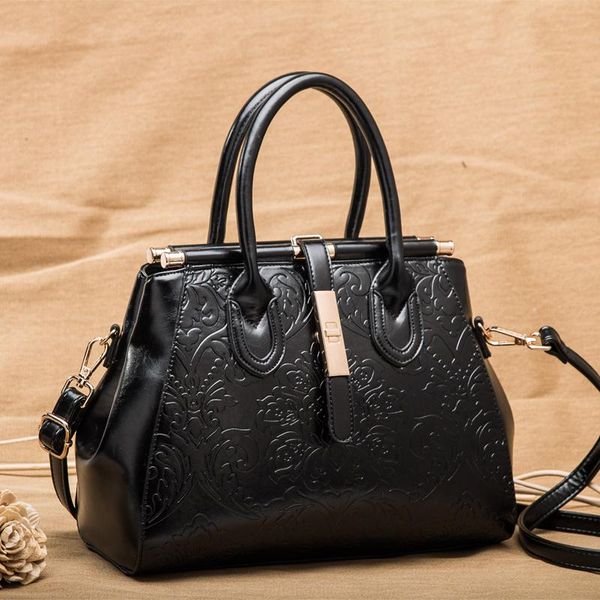 2021 popular worldwide autumn fashion cowhide leather handbag black /redclassic embossed vintage casual shoulder bag hd151207-d
2021 popular worldwide autumn fashion cowhide leather handbag black /redclassic embossed vintage casual shoulder bag hd151207-d
