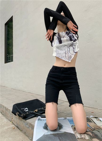 2021 new detachable long sleeve asymmetrical black and white print crop women square neck designer fashion yvs2
2021 new detachable long sleeve asymmetrical black and white print crop women square neck designer fashion yvs2