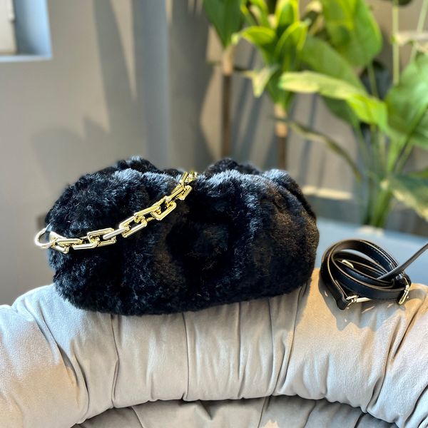 designer shoulder bags handbag luxury bag totes genuine leather gold chain various styles different colors fashion brand with original box s
designer shoulder bags handbag luxury bag totes genuine leather gold chain various styles different colors fashion brand with original box s