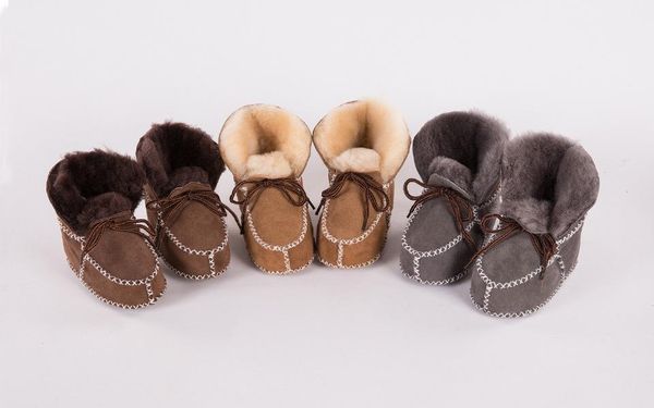 first walkers autumn and winter warm hand-sewn soft-soled baby wool one-piece toddler shoes
first walkers autumn and winter warm hand-sewn soft-soled baby wool one-piece toddler shoes