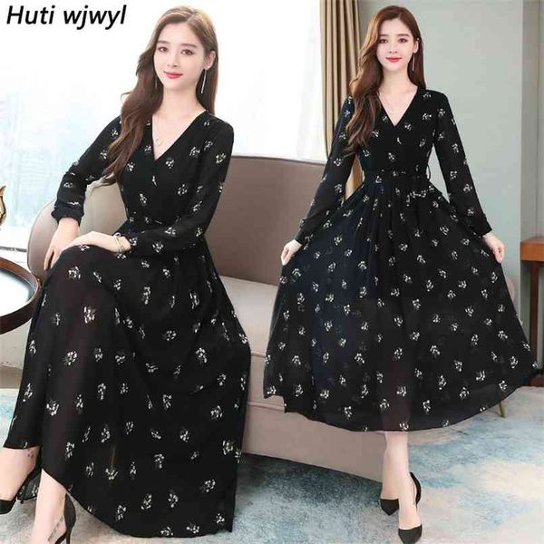 vintage black floral chiffon midi dress autumn winter plus size long sleeve maxi elegant women bodycon party vestidos 210528, Black;gray
vintage black floral chiffon midi dress autumn winter plus size long sleeve maxi elegant women bodycon party vestidos 210528, Black;gray