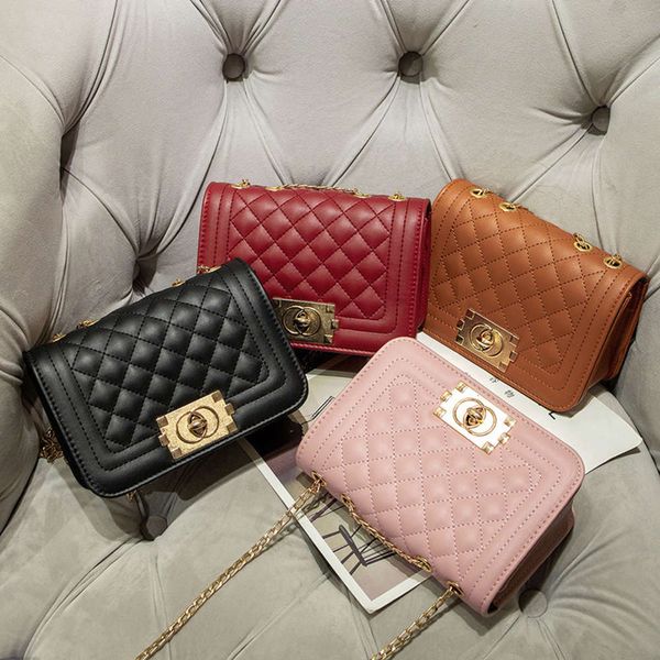 women's lingge lock chain 2021 korean summer autumn new fashion messenger shoulder bag live broadcast 
women's lingge lock chain 2021 korean summer autumn new fashion messenger shoulder bag live broadcast