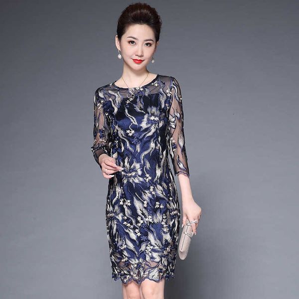 luxury party evening dress spring and autumn women's middle-aged high-grade embroidered 's cloth thin, White;pink
luxury party evening dress spring and autumn women's middle-aged high-grade embroidered 's cloth thin, White;pink