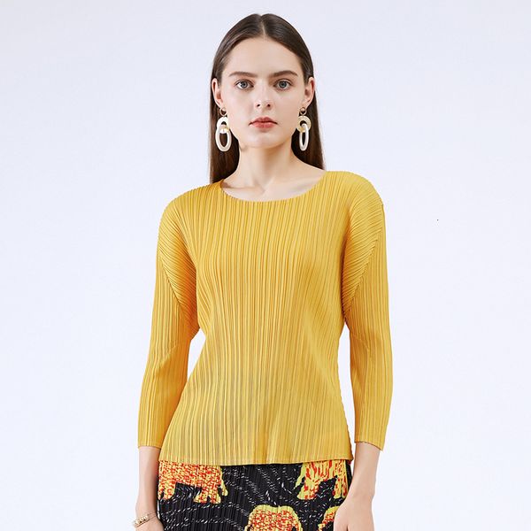 2021 new pleated long-sleeved t-shirt loose large size yellow aesthetic clothes fx7x, White
2021 new pleated long-sleeved t-shirt loose large size yellow aesthetic clothes fx7x, White