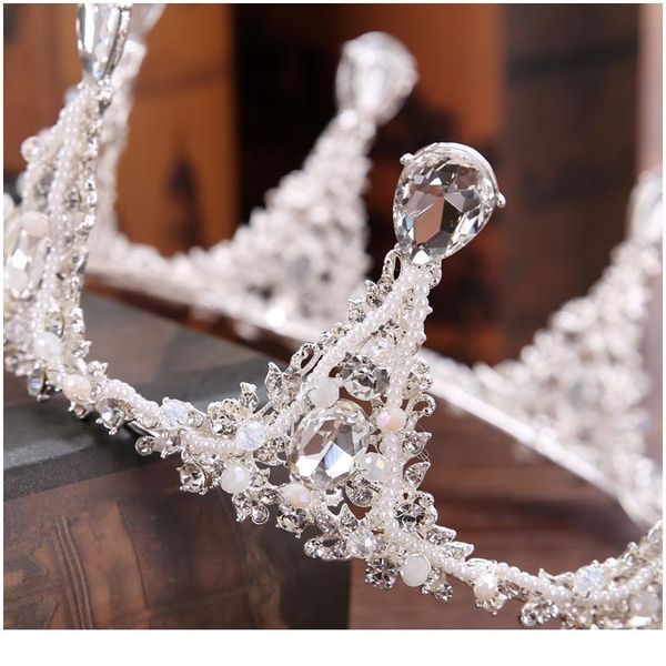 silver color bride round crown baroque rhinestone crystal crown wedding headdress princess party crown bridal hair acc qylwha
silver color bride round crown baroque rhinestone crystal crown wedding headdress princess party crown bridal hair acc qylwha