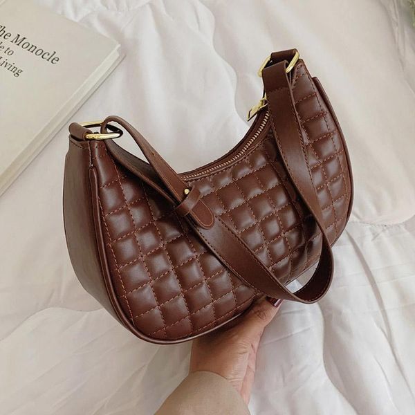 evening bags half-moon pu leather zipper baguette shoulder with handle handbag casual retro small simple lattice designer
evening bags half-moon pu leather zipper baguette shoulder with handle handbag casual retro small simple lattice designer