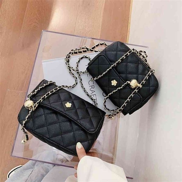 foreign style versatile ins small square 2021 summer new fashion lingge chain one shoulder messenger women's bag
foreign style versatile ins small square 2021 summer new fashion lingge chain one shoulder messenger women's bag