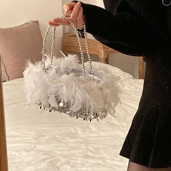 evening bags 2021 design fashion sweet temperament hand-carried diagonal year's eve party gorgeous and elegant sequin feather bag
evening bags 2021 design fashion sweet temperament hand-carried diagonal year's eve party gorgeous and elegant sequin feather bag