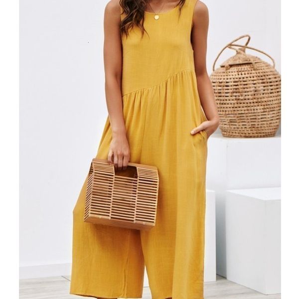 new 2021 casual cotton linen loose jumpsuit women summer sleeveless backless wide leg jumpsuits with pockets plus size 3wha, White;black
new 2021 casual cotton linen loose jumpsuit women summer sleeveless backless wide leg jumpsuits with pockets plus size 3wha, White;black