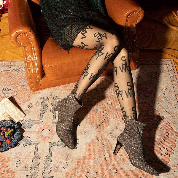 socks hosiery autumn and winter fashion brand english printed letters explosive bottomed thin style arbitrary cut pantyhose, Black;white
socks hosiery autumn and winter fashion brand english printed letters explosive bottomed thin style arbitrary cut pantyhose, Black;white