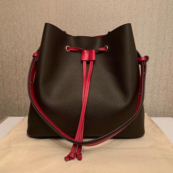 lv louis bags bag vitton shoulder bag tote designer handbags shopping bag purse luxury messenger bag shoulder bags
lv louis bags bag vitton shoulder bag tote designer handbags shopping bag purse luxury messenger bag shoulder bags