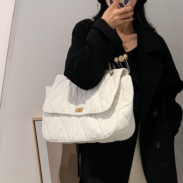 lingge chain bag women's bag 2021 spring net celebrity popular new trend wild fashion western style large capacity shoulder
lingge chain bag women's bag 2021 spring net celebrity popular new trend wild fashion western style large capacity shoulder