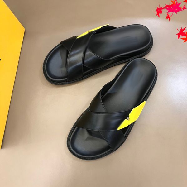 luxurys men slippers designer rubber slides sandal mens designers flat fashion shoes beach flip flops flower with box size 39-45 -g329, Black
luxurys men slippers designer rubber slides sandal mens designers flat fashion shoes beach flip flops flower with box size 39-45 -g329, Black