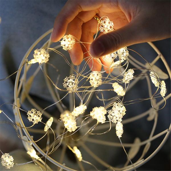 strings 2m 20leds copper wire led string light snow flakes/star waterproof holiday lights for christmas tree wedding party year deco
strings 2m 20leds copper wire led string light snow flakes/star waterproof holiday lights for christmas tree wedding party year deco