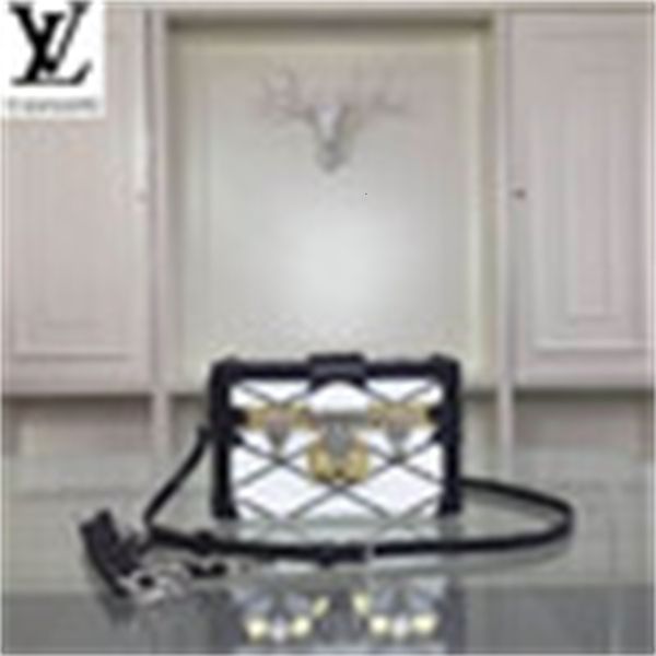 totes brand designer luxury ba0g m40273 white classic series suitcase style shoulder evening bag handbags bags handles shoulder bags cro
totes brand designer luxury ba0g m40273 white classic series suitcase style shoulder evening bag handbags bags handles shoulder bags cro