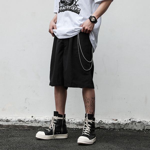 2021 new harajuku straight black chain suit shorts for men and women oversize solid casual summer knee lenght pants jcdu, White;black
2021 new harajuku straight black chain suit shorts for men and women oversize solid casual summer knee lenght pants jcdu, White;black