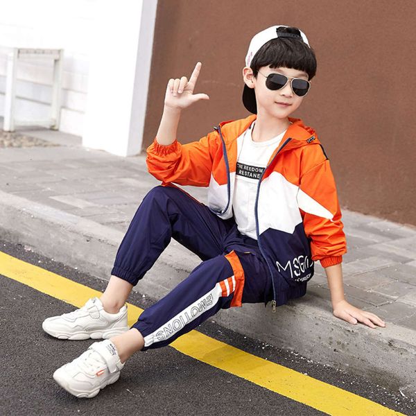 2020 boys' suit spring and autumn dress new handsome foreign style two piece set, White
2020 boys' suit spring and autumn dress new handsome foreign style two piece set, White