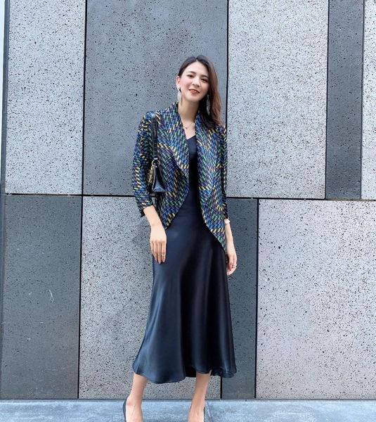 women's jackets selling fashion stripe the turn-down collar wild style irregular coat in stock, Black;brown
women's jackets selling fashion stripe the turn-down collar wild style irregular coat in stock, Black;brown