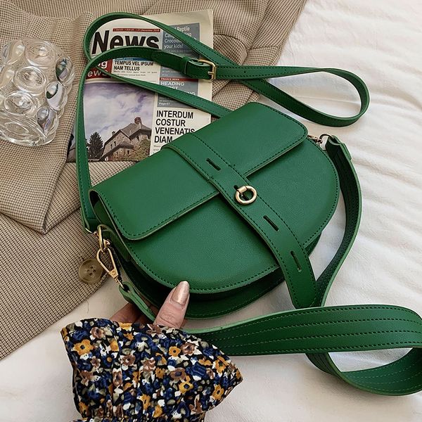 niche design wide shoulder strap high-end bag women new fashion crossbody bag saddle bag underarm dual-use width 21.5cm
niche design wide shoulder strap high-end bag women new fashion crossbody bag saddle bag underarm dual-use width 21.5cm