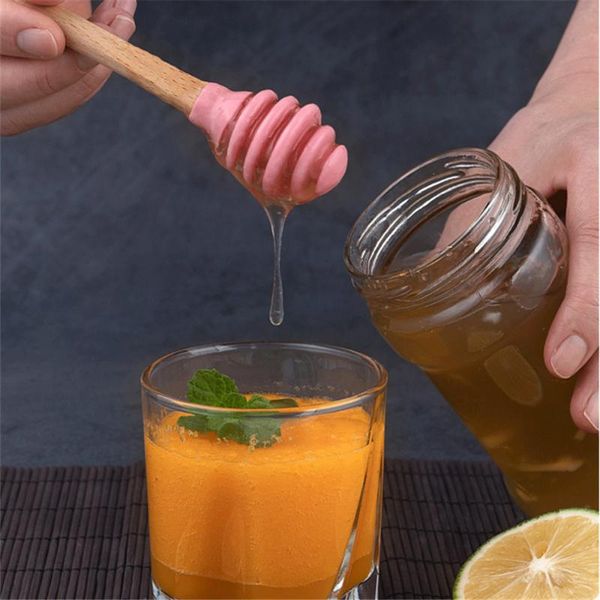 spoons 1pc silicone honey dipper sticks with wooden handle jam spoon dippers syrup stirrer for container pot jar stick bar
spoons 1pc silicone honey dipper sticks with wooden handle jam spoon dippers syrup stirrer for container pot jar stick bar