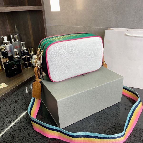 factory outlet design 2021 contrast camera bag simple leisure daily commute embossed small square messenger bag
factory outlet design 2021 contrast camera bag simple leisure daily commute embossed small square messenger bag