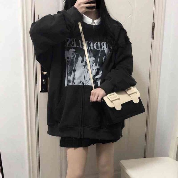 women's jackets large size european and american retro printed cardigan baseball jacket female high street hip-hop round neck zipp, Black;brown
women's jackets large size european and american retro printed cardigan baseball jacket female high street hip-hop round neck zipp, Black;brown
