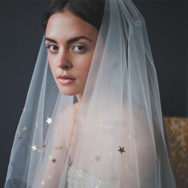 bridal veils white woman 2021 wedding 2 layers 60-90 cm handmade stars applique with comb accessories, Black
bridal veils white woman 2021 wedding 2 layers 60-90 cm handmade stars applique with comb accessories, Black