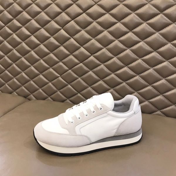 2021 new brand fashion men's shoes designer comfortable luxury jogging casual sports shoes size 39-43, Red;white
2021 new brand fashion men's shoes designer comfortable luxury jogging casual sports shoes size 39-43, Red;white