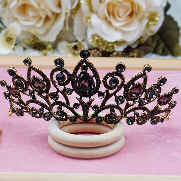hair clips & barrettes cecilia luxury princess crown bridal tiaras fashion jewelry head band for bride women girls and wedding party, Golden;silver
hair clips & barrettes cecilia luxury princess crown bridal tiaras fashion jewelry head band for bride women girls and wedding party, Golden;silver
