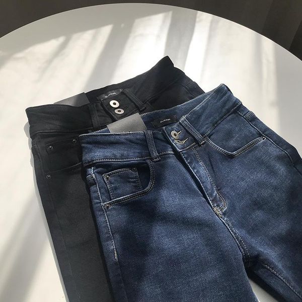 women's pants & capris 2021 autumn winter women fashion soild jeans fleece elasticity silm ankle length femlae casual zipper trousers, Black;white
women's pants & capris 2021 autumn winter women fashion soild jeans fleece elasticity silm ankle length femlae casual zipper trousers, Black;white
