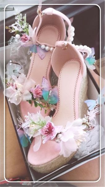 slippers designed wedge heel, straw woven fantasy flower tassel sandals, sweet mori girl fish mouth buckle sandals, Black
slippers designed wedge heel, straw woven fantasy flower tassel sandals, sweet mori girl fish mouth buckle sandals, Black