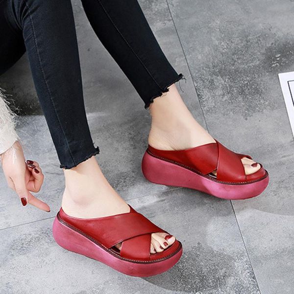 2021 new women cloud and castle bounce sandals thick sole platform slides sandals round toe slippers for women zapatillas mujer, Black
2021 new women cloud and castle bounce sandals thick sole platform slides sandals round toe slippers for women zapatillas mujer, Black