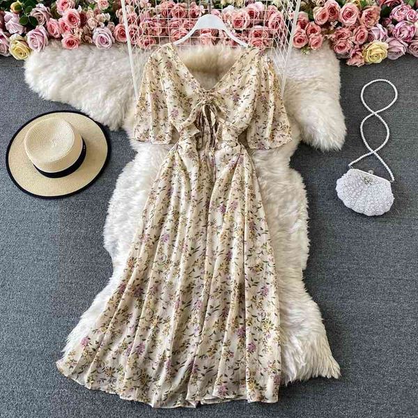 casual dresses retro sweet big swing floral beach dress waist slimming v-neck drawstring chiffon summer a-line print es for women, Black;gray
casual dresses retro sweet big swing floral beach dress waist slimming v-neck drawstring chiffon summer a-line print es for women, Black;gray