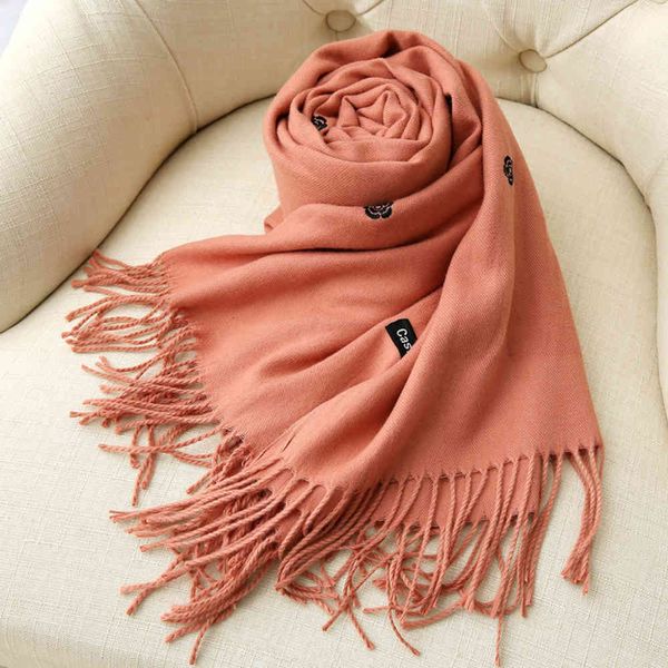 glasses buta super comfortable warm scarf simple and versatile fresh autumn winter shawl, White;black
glasses buta super comfortable warm scarf simple and versatile fresh autumn winter shawl, White;black