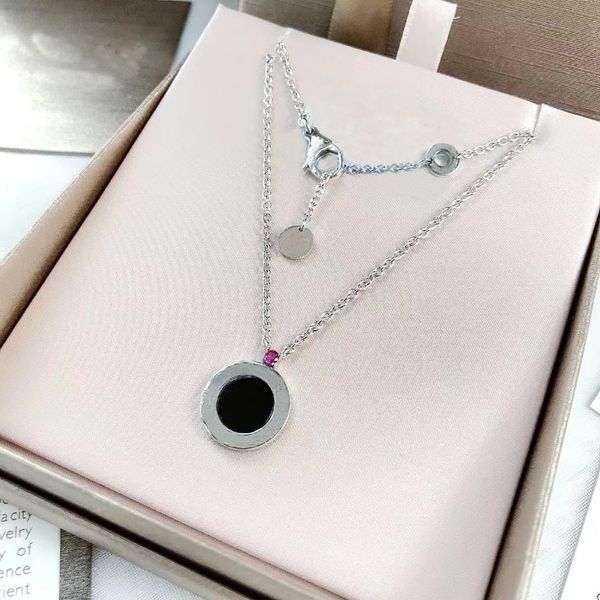 fashion high-quality titanium steel men's and women's necklace pendant round black ceramic luxury charm jewelry comes with origina, Silver
fashion high-quality titanium steel men's and women's necklace pendant round black ceramic luxury charm jewelry comes with origina, Silver