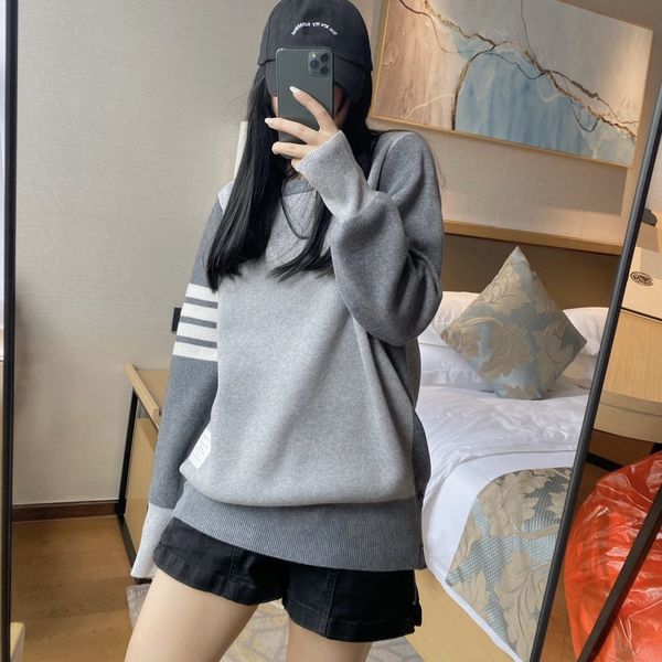 8850tb color blocking thickened long sleeve college style splicing round neck pullover knitted sweater lazy net red, White
8850tb color blocking thickened long sleeve college style splicing round neck pullover knitted sweater lazy net red, White