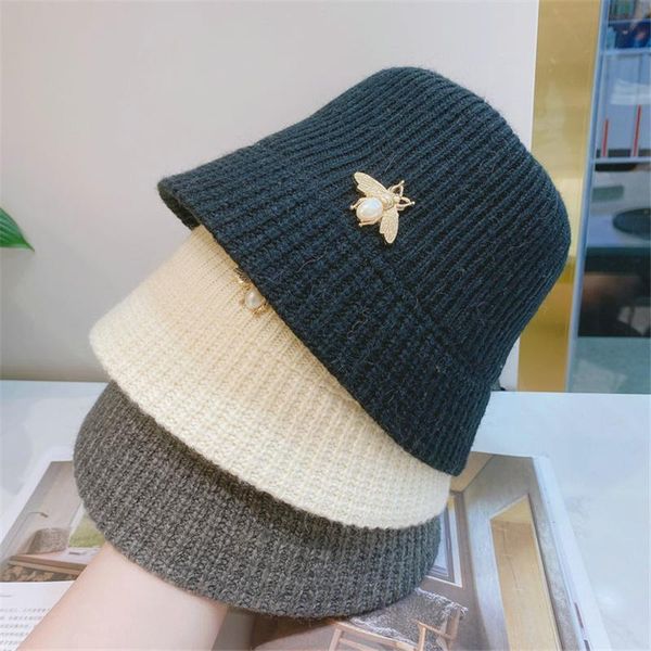 wide brim hats autumn winter small bee knitted pot hat for woman korean casual face bucket sunscreen travel keep warm beautiful, Blue;gray
wide brim hats autumn winter small bee knitted pot hat for woman korean casual face bucket sunscreen travel keep warm beautiful, Blue;gray