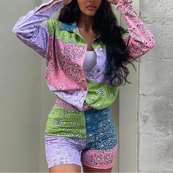 women's tracksuits y2k floral print long sleeve tracksuit women casual boho shorts two piece set loose shirt and mini beach, Gray
women's tracksuits y2k floral print long sleeve tracksuit women casual boho shorts two piece set loose shirt and mini beach, Gray