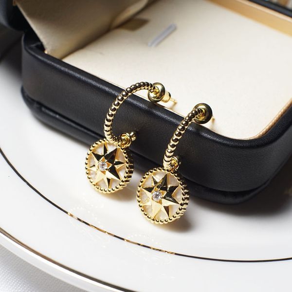 fashion designer new jewelry white fritillaria earrings 925 silver plated 18k star shell, Golden
fashion designer new jewelry white fritillaria earrings 925 silver plated 18k star shell, Golden