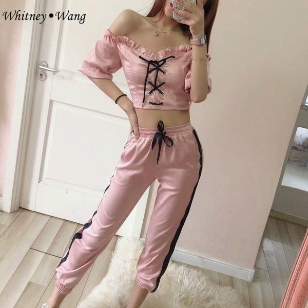 whitney wang 2021 summer fashion streetwear slash neck lace up satin and stripe side pants suits women 2 pieces sets, Gray
whitney wang 2021 summer fashion streetwear slash neck lace up satin and stripe side pants suits women 2 pieces sets, Gray