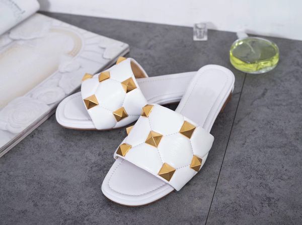luxury designer designs slippers for casual flat sandals with classic style slippers with letter 2rffr, Black
luxury designer designs slippers for casual flat sandals with classic style slippers with letter 2rffr, Black