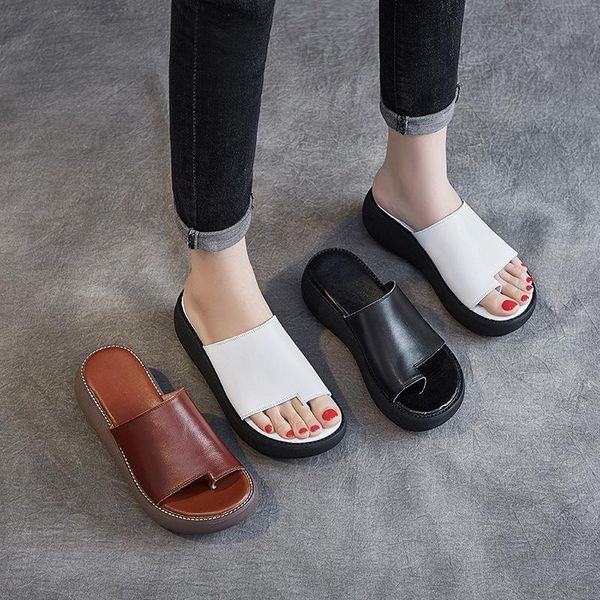slippers thick-soled slope heel sandals jurchen people leather 2021 summer women's shoes cow open-toed woman, Black
slippers thick-soled slope heel sandals jurchen people leather 2021 summer women's shoes cow open-toed woman, Black
